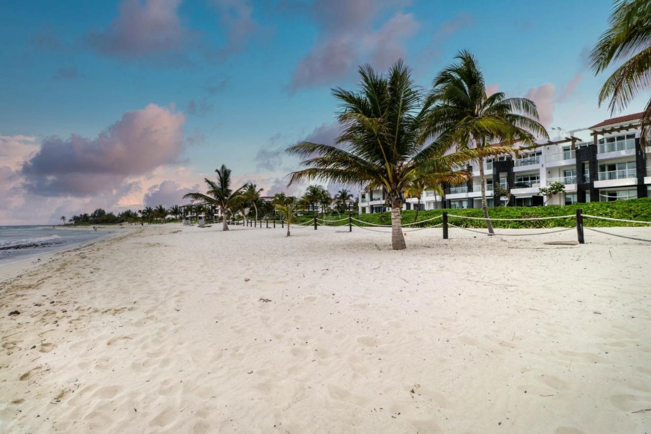 Hakuna Matata 725N At Mareazul Beachfront Playa del Carmen Bagian luar foto
